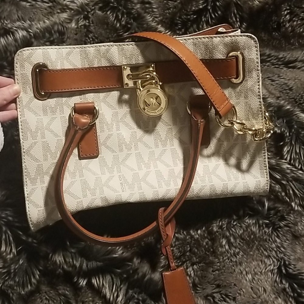 Michael Kors purse